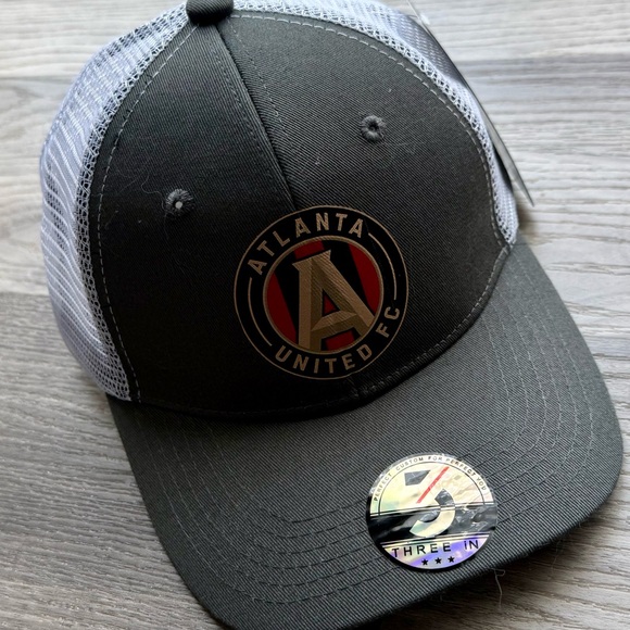 NWT Atlanta United Trucker Hat, Two-Tone Cap, Soccer MLS - Picture 1 of 4